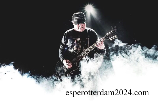 Keputusan Berat Gitaris Band Legendaris